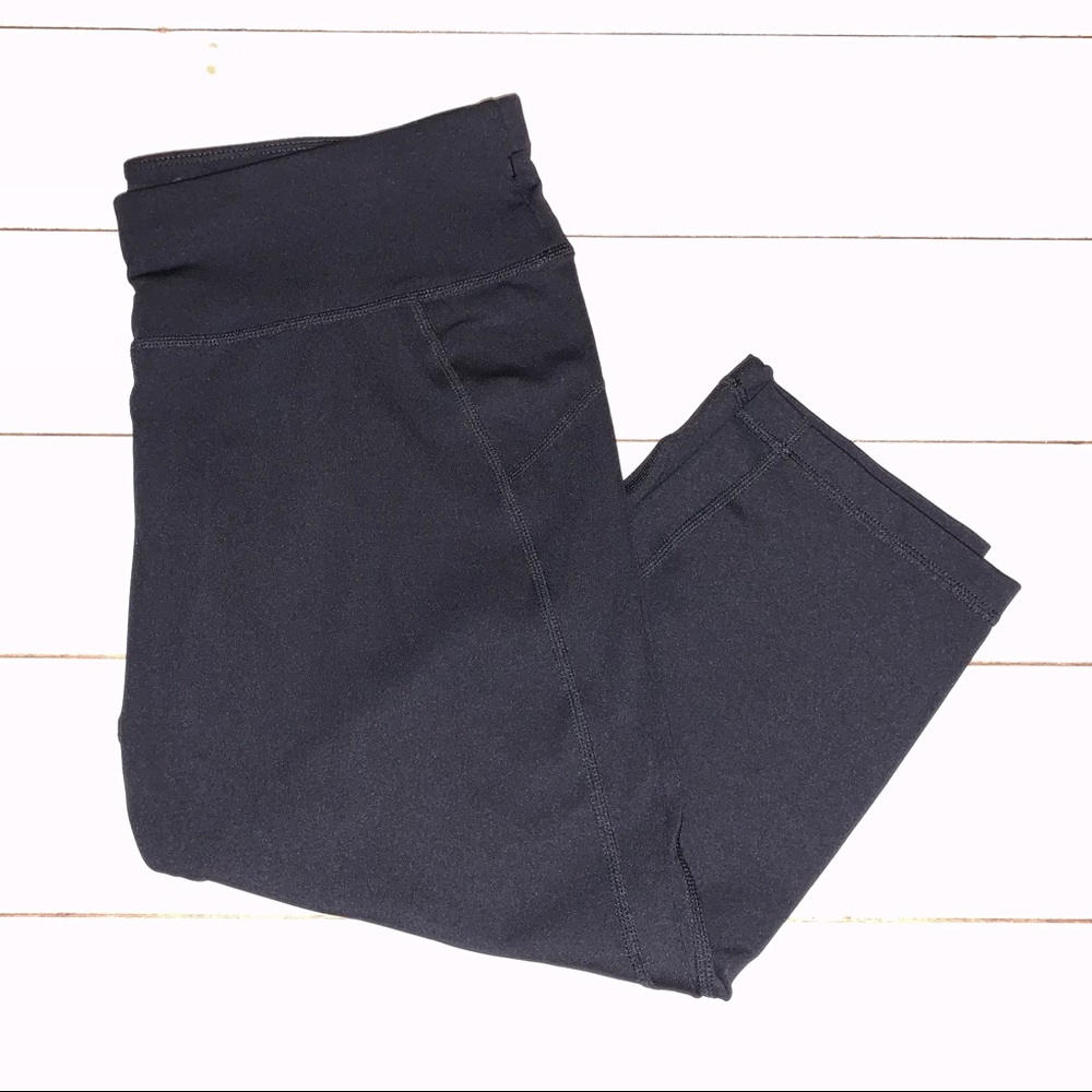 Sweaty Betty // Crops Small